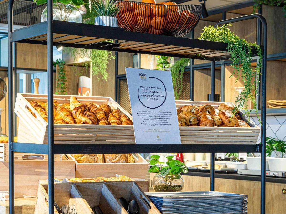 Ibis Lyon Est Meyzieu Hotel Ngoại thất bức ảnh